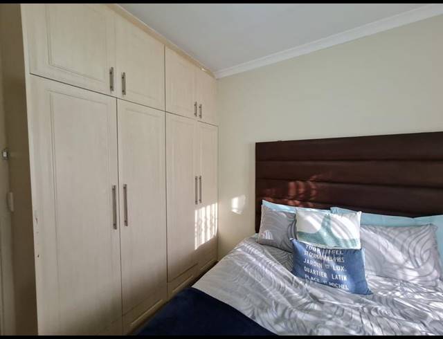 3 BEDROOM HOUSE FOR SALE IN GROVE END